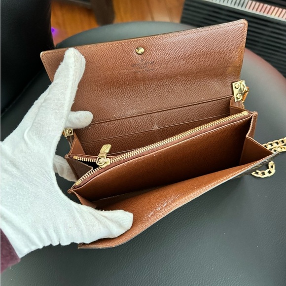 - Louis Vuitton Monogram Portefeiulle Sarah Long Bifold Wallet/converted - Picture 11 of 16